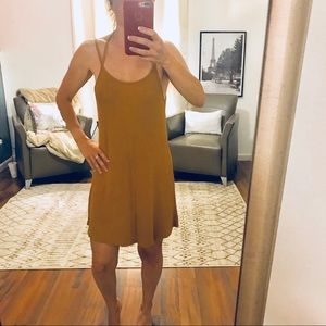 NWT The Hanger Mustard Halter Dress Size Small